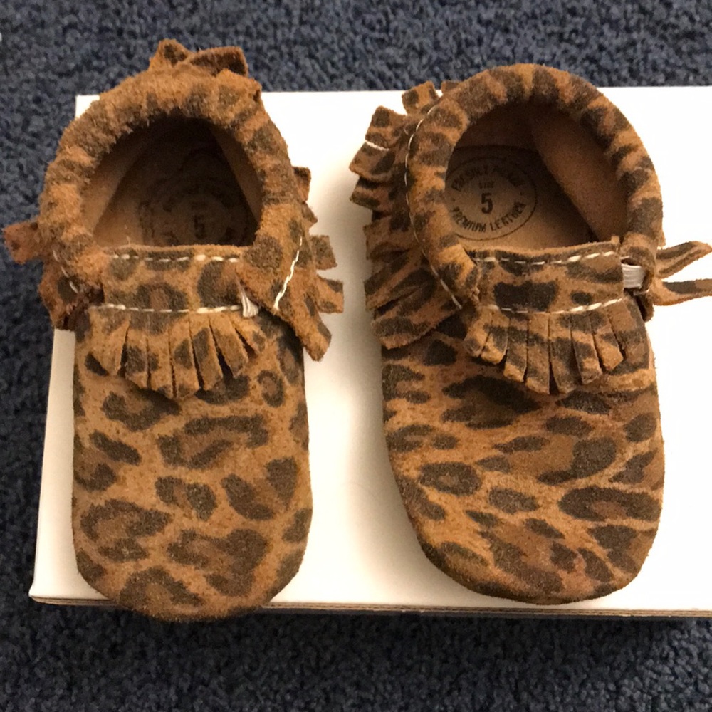 Freshly Picked Moccs Size 5